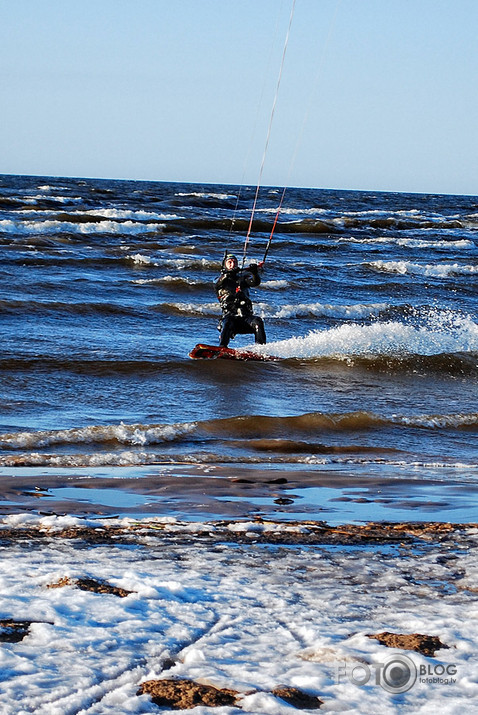 Kiteboards.