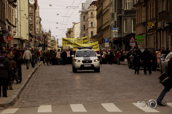 Skolotāju protesta akcija.