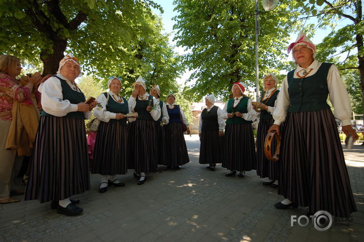 "Krīzes meklējumi" [I] (Atklājiens)