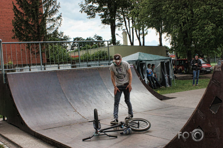 Mazliet no Ogres Sk8parka DZHAM.