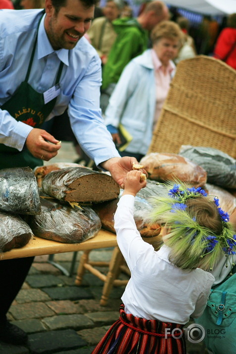 Zāļu tirdziņš Doma laukumā