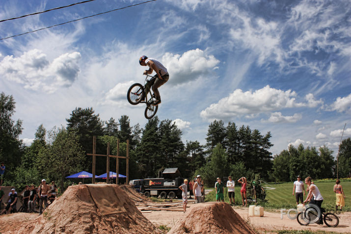 RedBull Backyard Digger