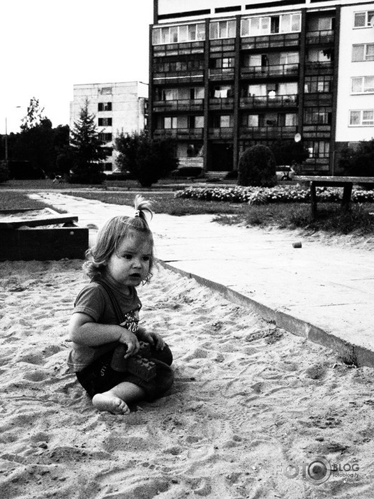 Rotaļas ar Olympus E-P1 un Art filtru Grainy film...