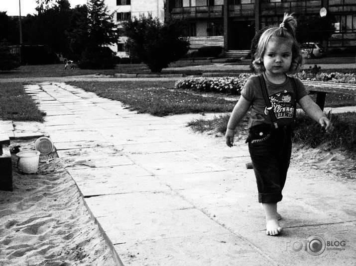 Rotaļas ar Olympus E-P1 un Art filtru Grainy film...
