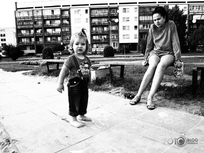 Rotaļas ar Olympus E-P1 un Art filtru Grainy film...