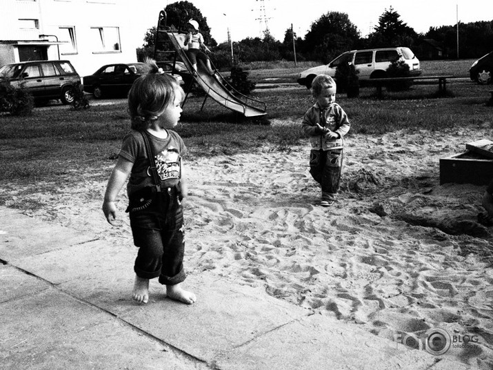 Rotaļas ar Olympus E-P1 un Art filtru Grainy film...