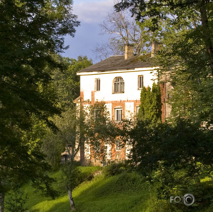 Dzerbenes (Serben) muiža un apkārtne