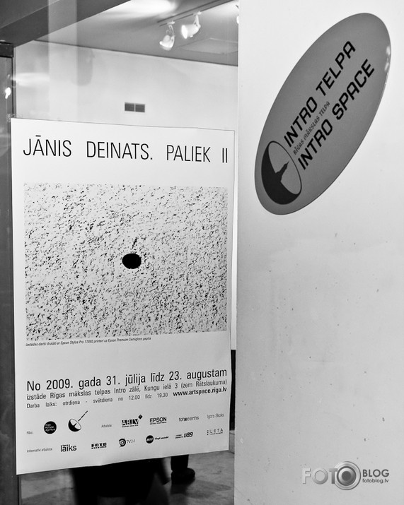 Jāņa Deinata personāl<wbr/>izstādes "Paliek II" atklāšana