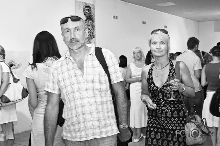 Jāņa Deinata personāl<wbr/>izstādes "Paliek II" atklāšana
