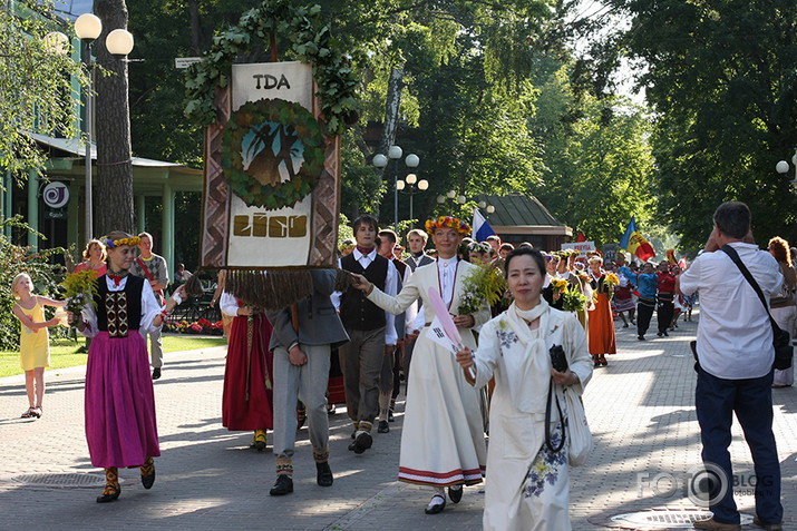 "Sudmaliņu" dalībnieku gājiens