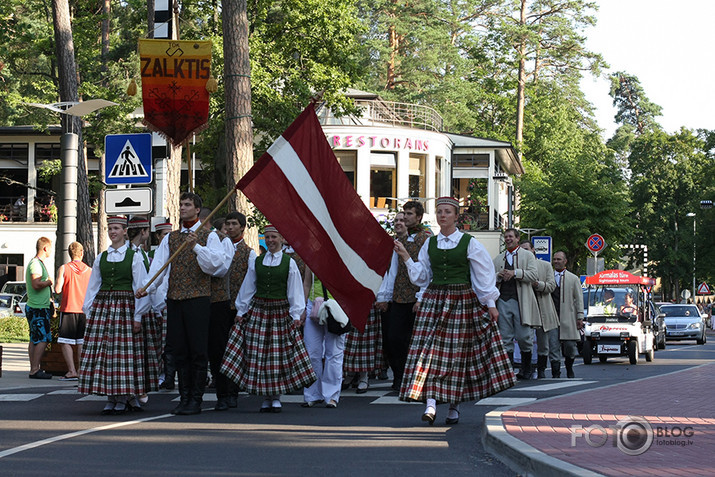 "Sudmaliņu" dalībnieku gājiens