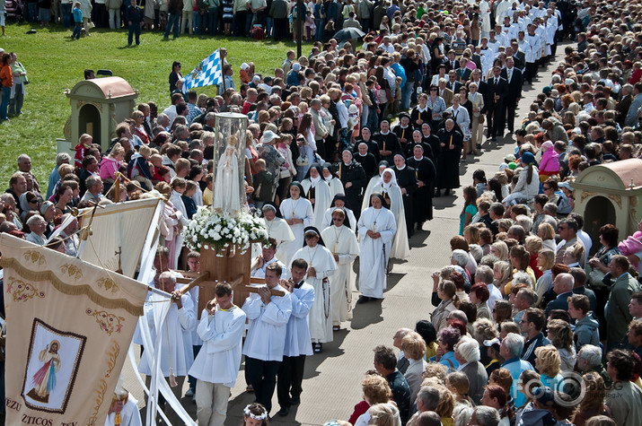 Vissvētākās Jaunavas Marijas Debesīs uzņemšanas svētki Aglonā