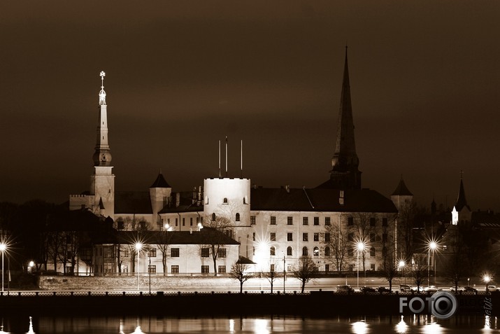 Pirms Rīga sāk Starot :)
