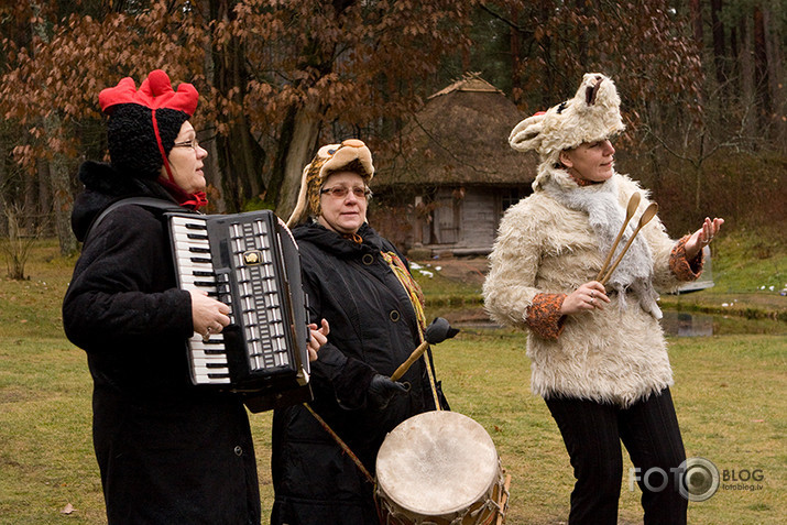 Tradicionālo prasmju skola. Godi.