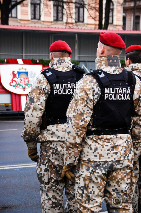 18. novembris - Militārās policijas parāde