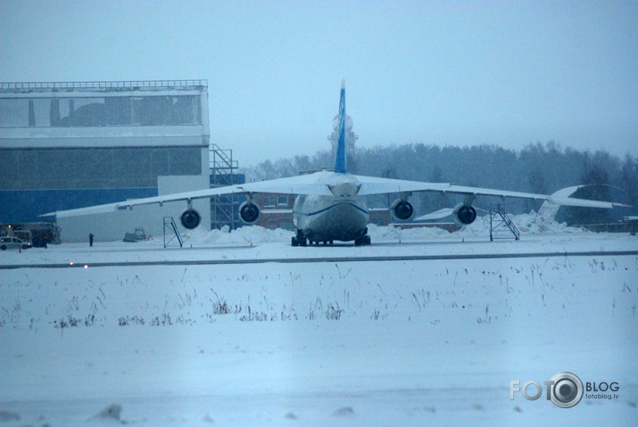 AN 124- 100 Ruslan 