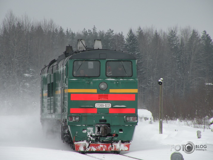 21310Y-0221