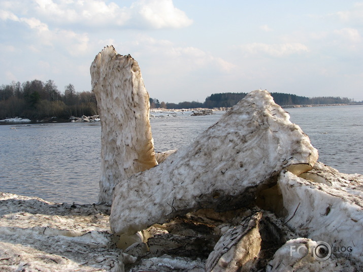 Daugava Lieldienās