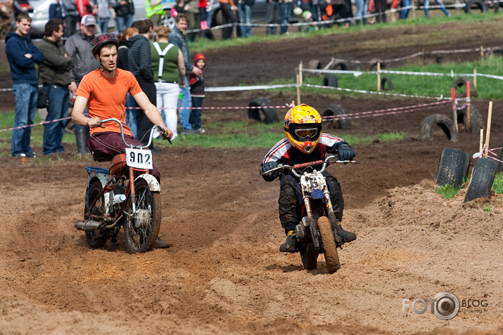 Mazliet no enduro, krosa un mopēda