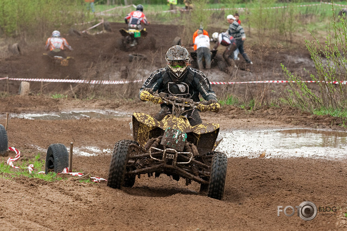Mazliet no enduro, krosa un mopēda