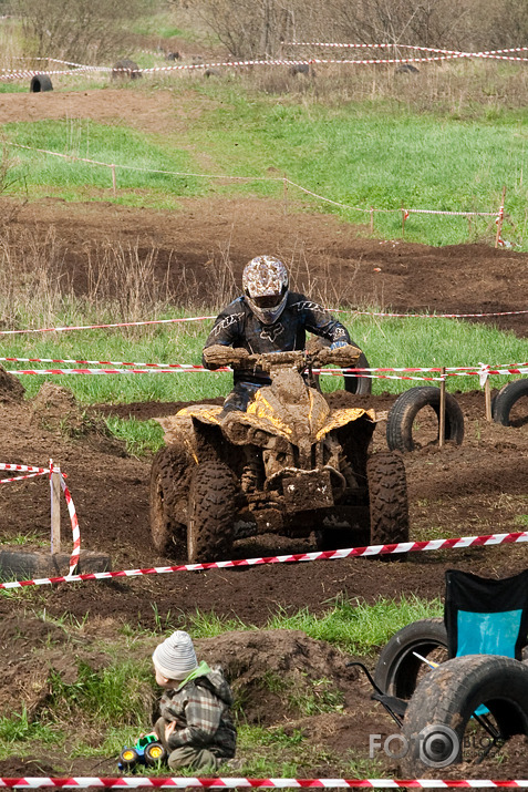 Mazliet no enduro, krosa un mopēda