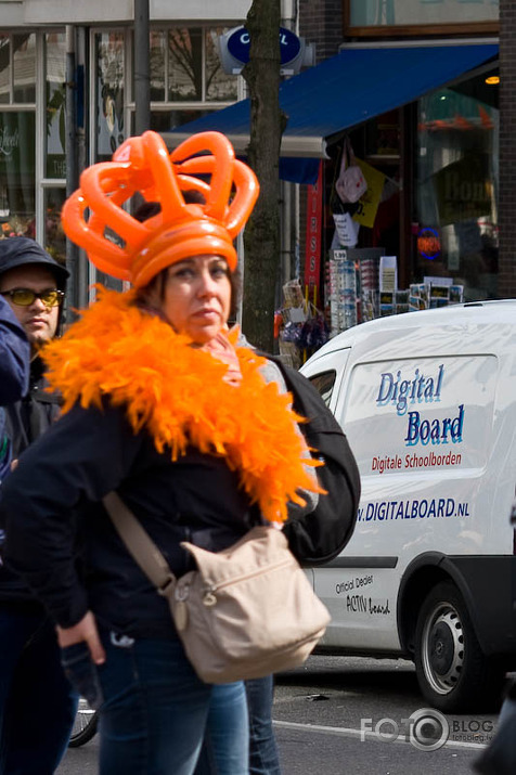 Karalienes dzimšanas dienas ballīte Amsterdamā