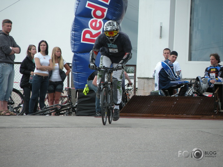 Velonobrauciens Red Bull Road Rage