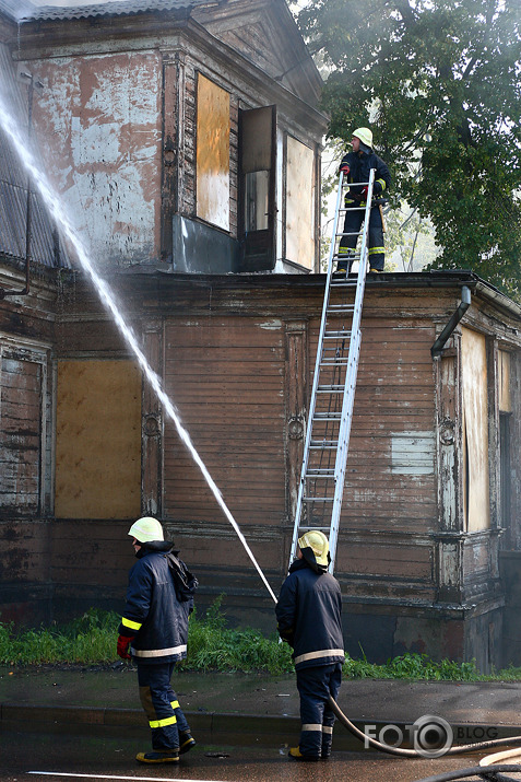 Mazs pārsteigums pie mājām, jeb daugavgrīvas ielā 37 deg māja!