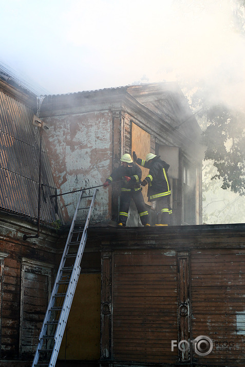 Mazs pārsteigums pie mājām, jeb daugavgrīvas ielā 37 deg māja!