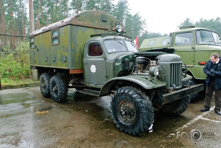 Militārās tehnikas izstāde Motormuzejā