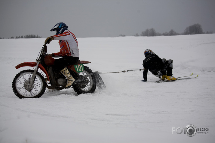 Ziemas motokross