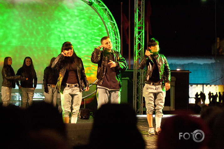 XIII ledus skulptūru festivāls Jelgavā. 12.02. vakars, hip-hop dejotāji pie -10 grādiem...