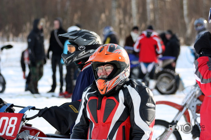 Skijorings
