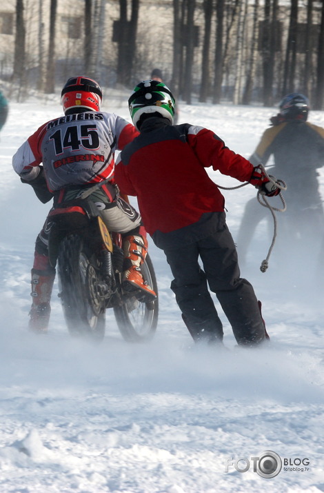 Skijorings