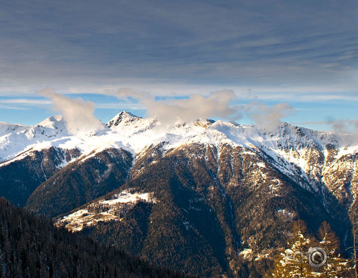 Dolomītu kalnu ainavas