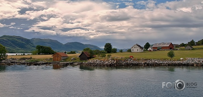 Kādā fjordā.