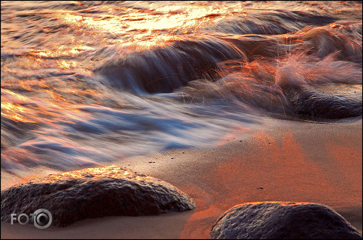 Kad saule viļņos rotājas...