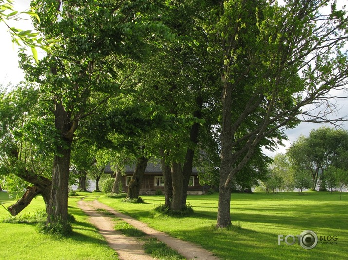 Mājas vienmēr gaida...