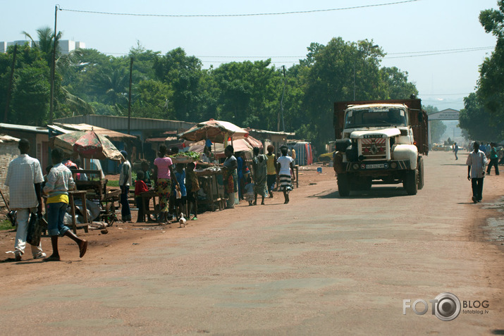 Ceļojuma piezīmes 2 - Bangui, Centrālāfrikas Republika; 2011. gada maijs.