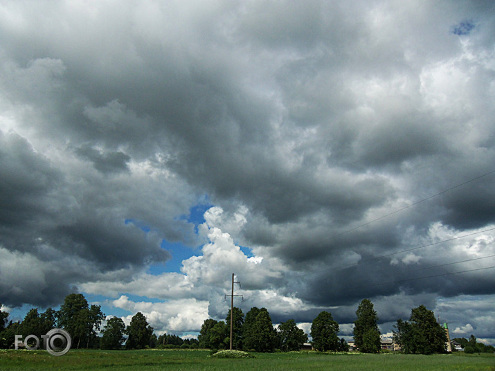 Lietus mākoņi