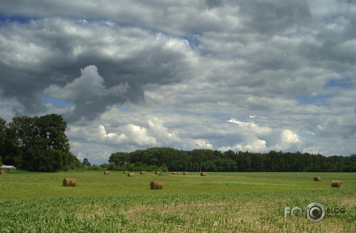 mākoņi...