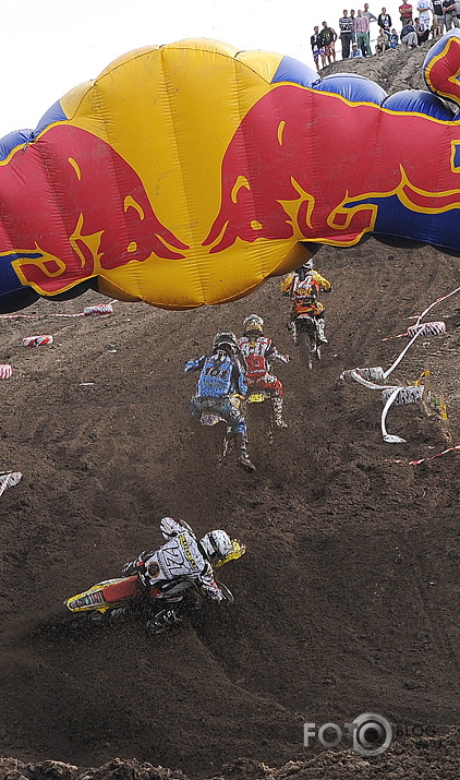 SUPERMOTOKROSS VENTSPILĪ – „VENTBUNKERS LIELĀ BALVA2011”