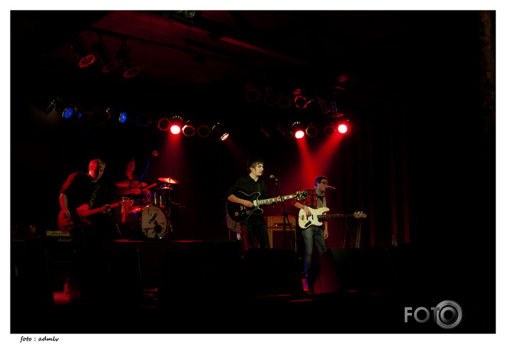 COLOURS OF BUBBLES @ FONTAINE 16.12.2011  part I