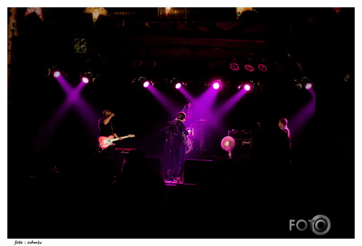 COLOURS OF BUBBLES @ FONTAINE 16.12.2011  part I