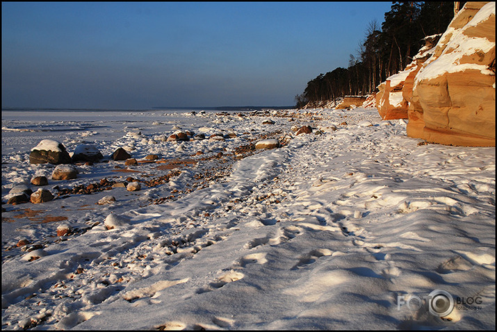 Veczemju klintis visaukstākajā februāra dienā