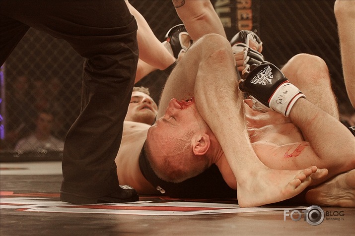 Cage Contender 2012