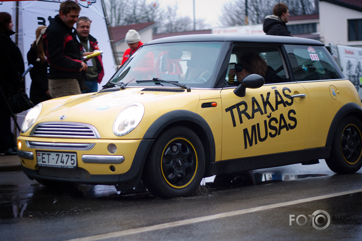 Trakās mušas startē rallijā (10.03.2012)