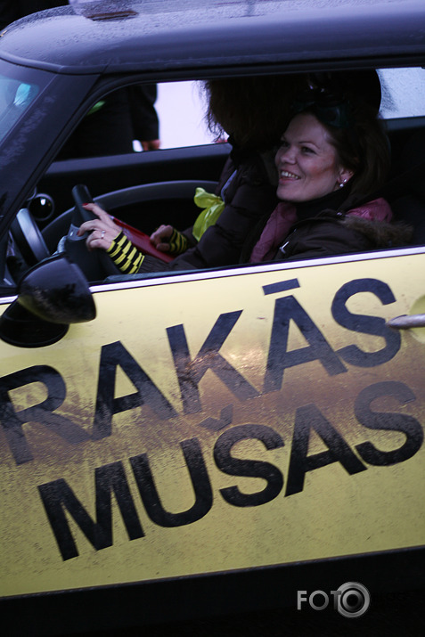 Trakās mušas startē rallijā (10.03.2012)