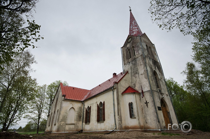 Starp Skrīveriem, un Aizkraukli