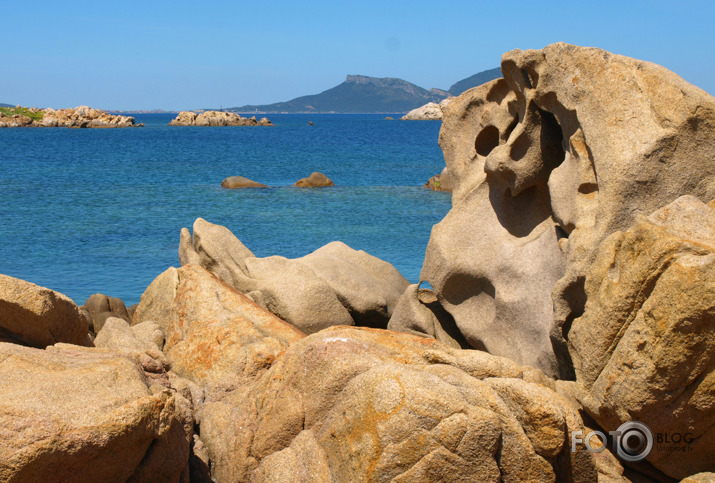 Tirēnu jūru (Tyrrhenian Sea)